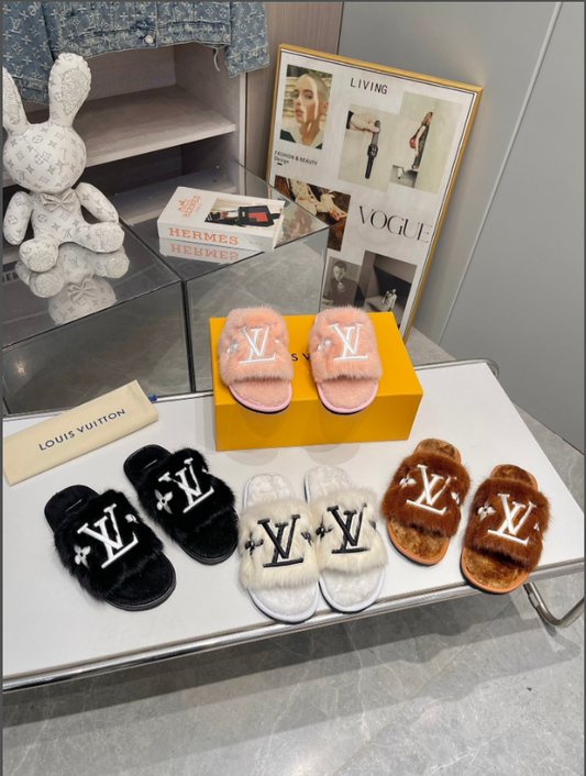 LV Slippers - Pre Order